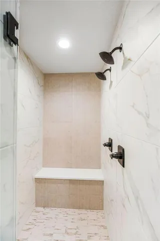 $915,570 | 16767 South Fellows Street, Greenwood, MO 64034