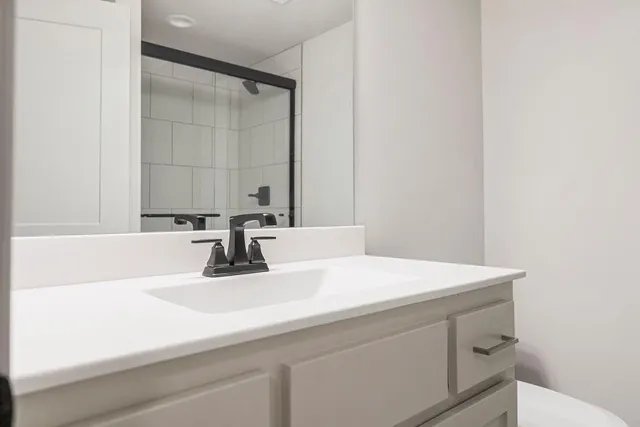 $915,570 | 16767 South Fellows Street, Greenwood, MO 64034