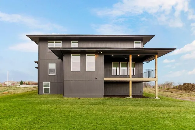 $915,570 | 16767 South Fellows Street, Greenwood, MO 64034