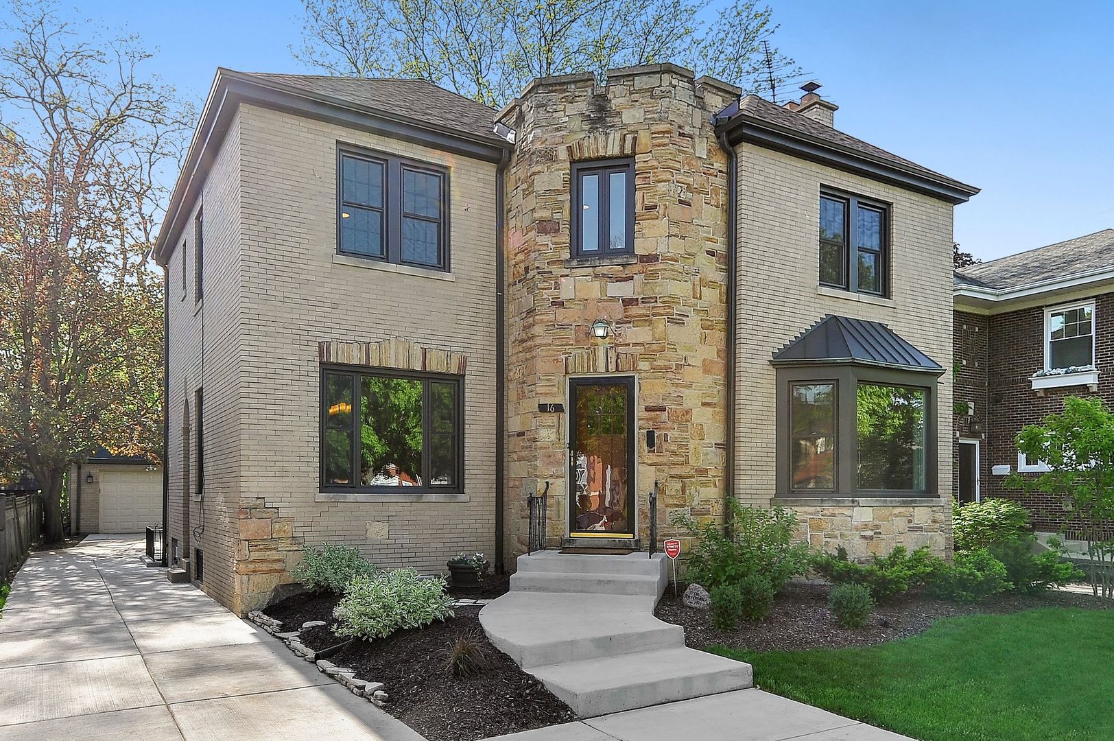 16 Wisner Street Park Ridge, IL 60068 - Photo 1 of 32 Gallery Image 1