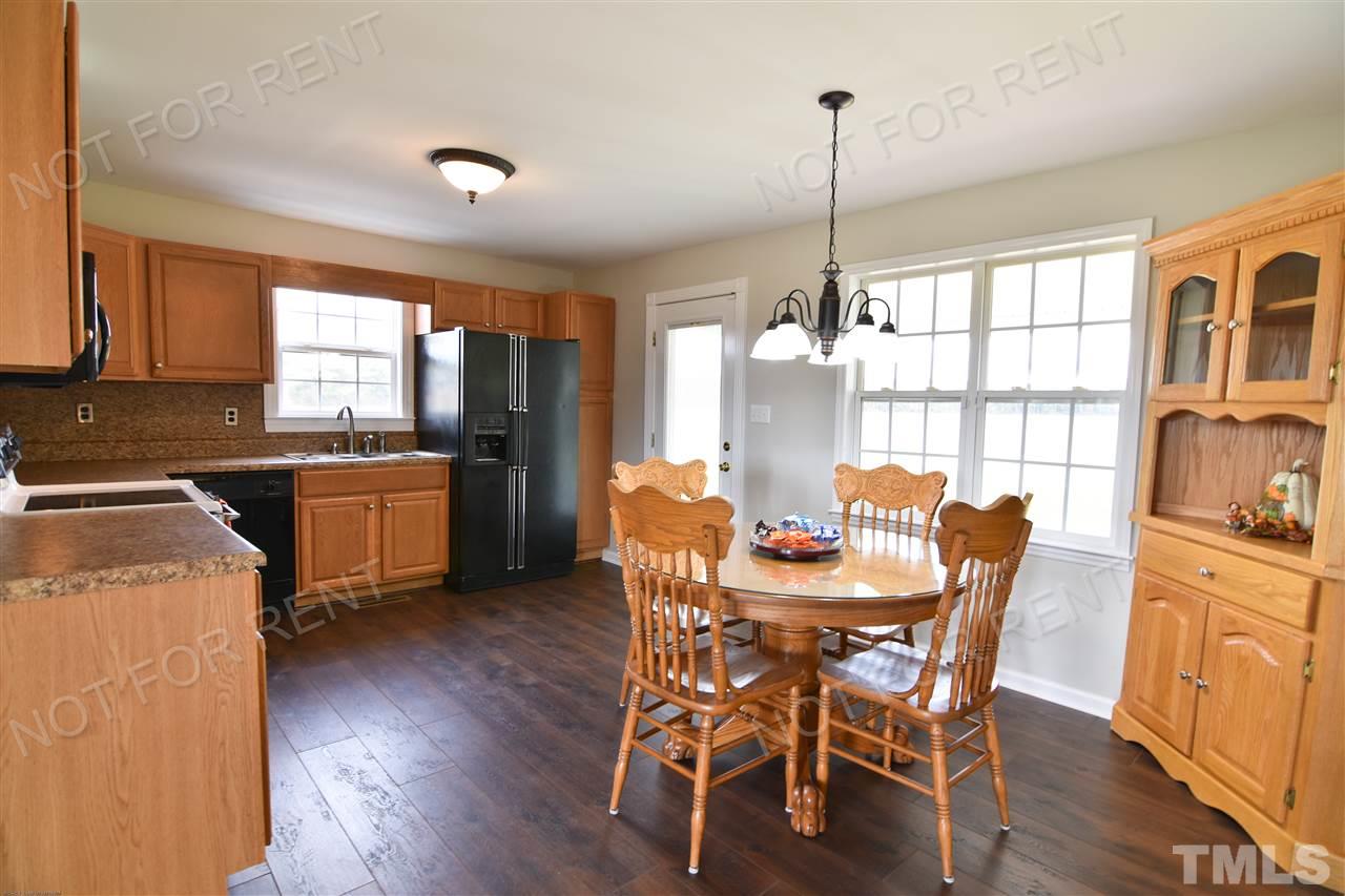 300 Starline Road Selma, NC 27576 - Photo 6 of 28 Gallery Image 6