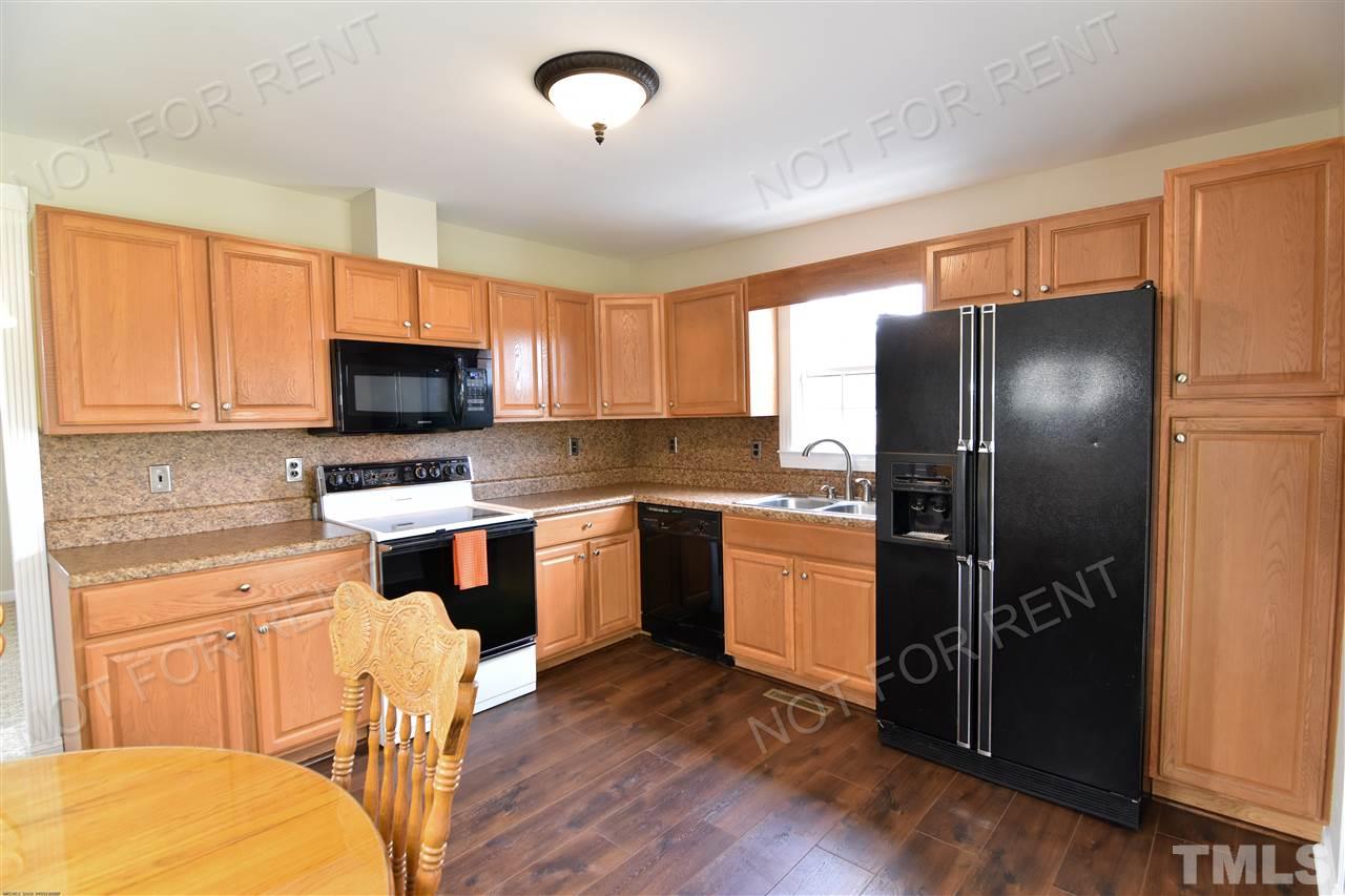 300 Starline Road Selma, NC 27576 - Photo 7 of 28 Gallery Image 7
