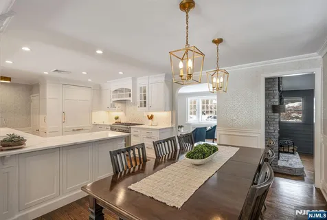 $1,850,000 | 86 Carlton Avenue, Ho-Ho-Kus, NJ 07423