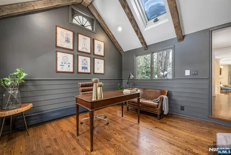 $1,850,000 | 86 Carlton Avenue, Ho-Ho-Kus, NJ 07423