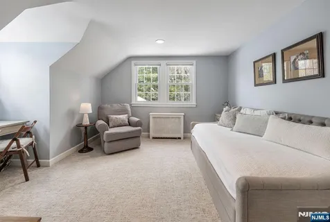 $1,850,000 | 86 Carlton Avenue, Ho-Ho-Kus, NJ 07423