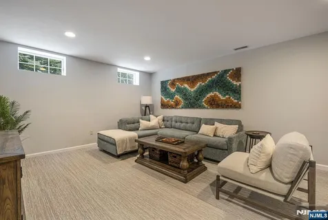 $1,850,000 | 86 Carlton Avenue, Ho-Ho-Kus, NJ 07423