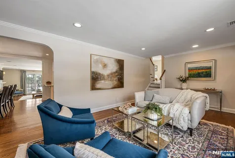 $1,850,000 | 86 Carlton Avenue, Ho-Ho-Kus, NJ 07423