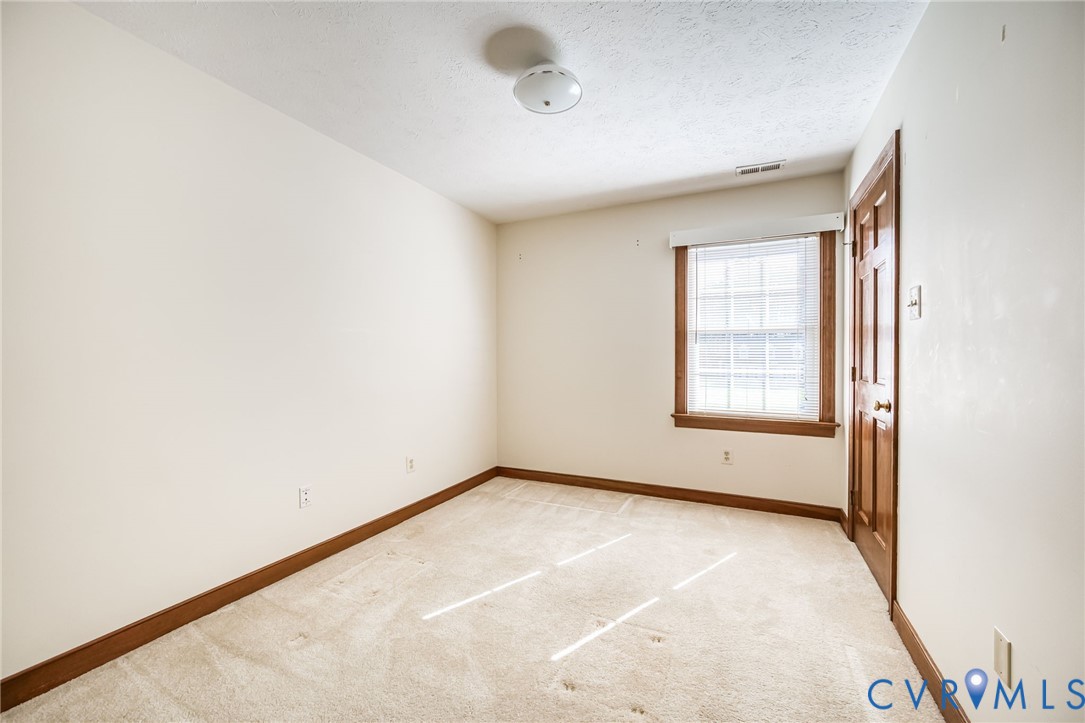 109 Treva Road Sandston, VA 23150 - Photo 32 of 37