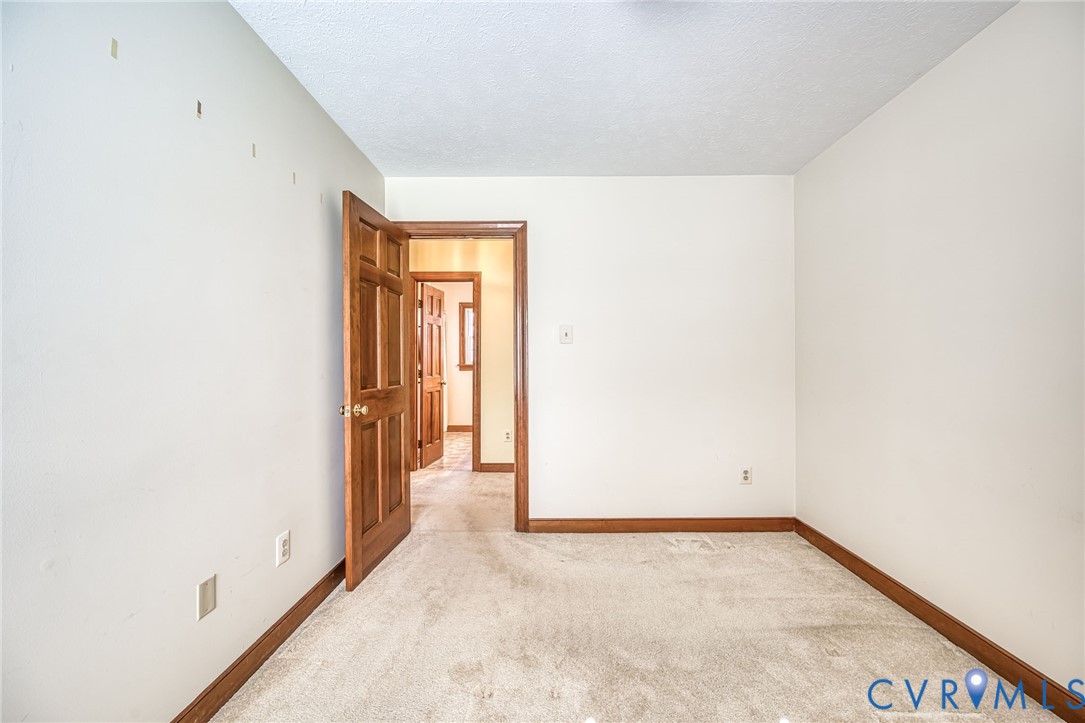 109 Treva Road Sandston, VA 23150 - Photo 33 of 37