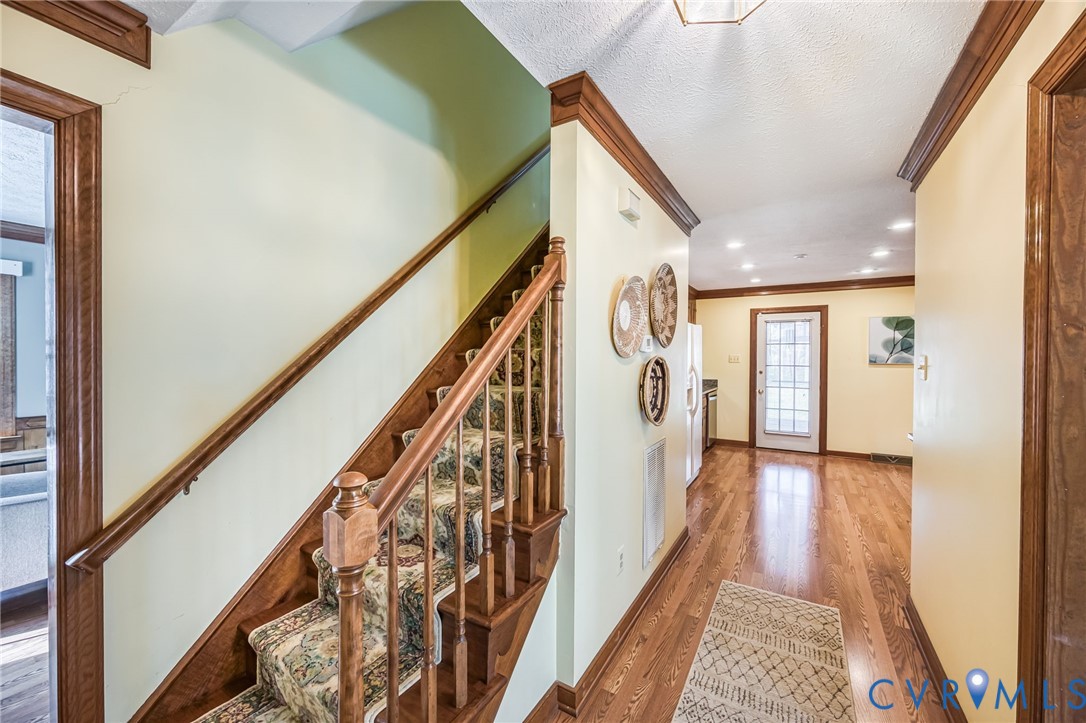 109 Treva Road Sandston, VA 23150 - Photo 7 of 37