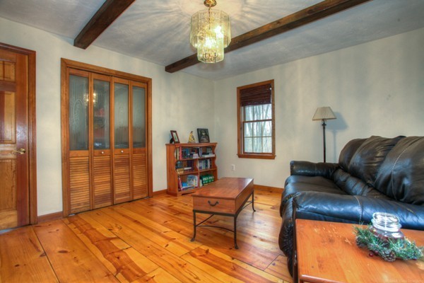 129 Sutton Road Webster, MA 01570 - Photo 25 of 29 Gallery Image 25