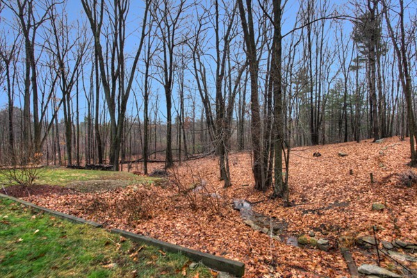 129 Sutton Road Webster, MA 01570 - Photo 28 of 29 Gallery Image 28