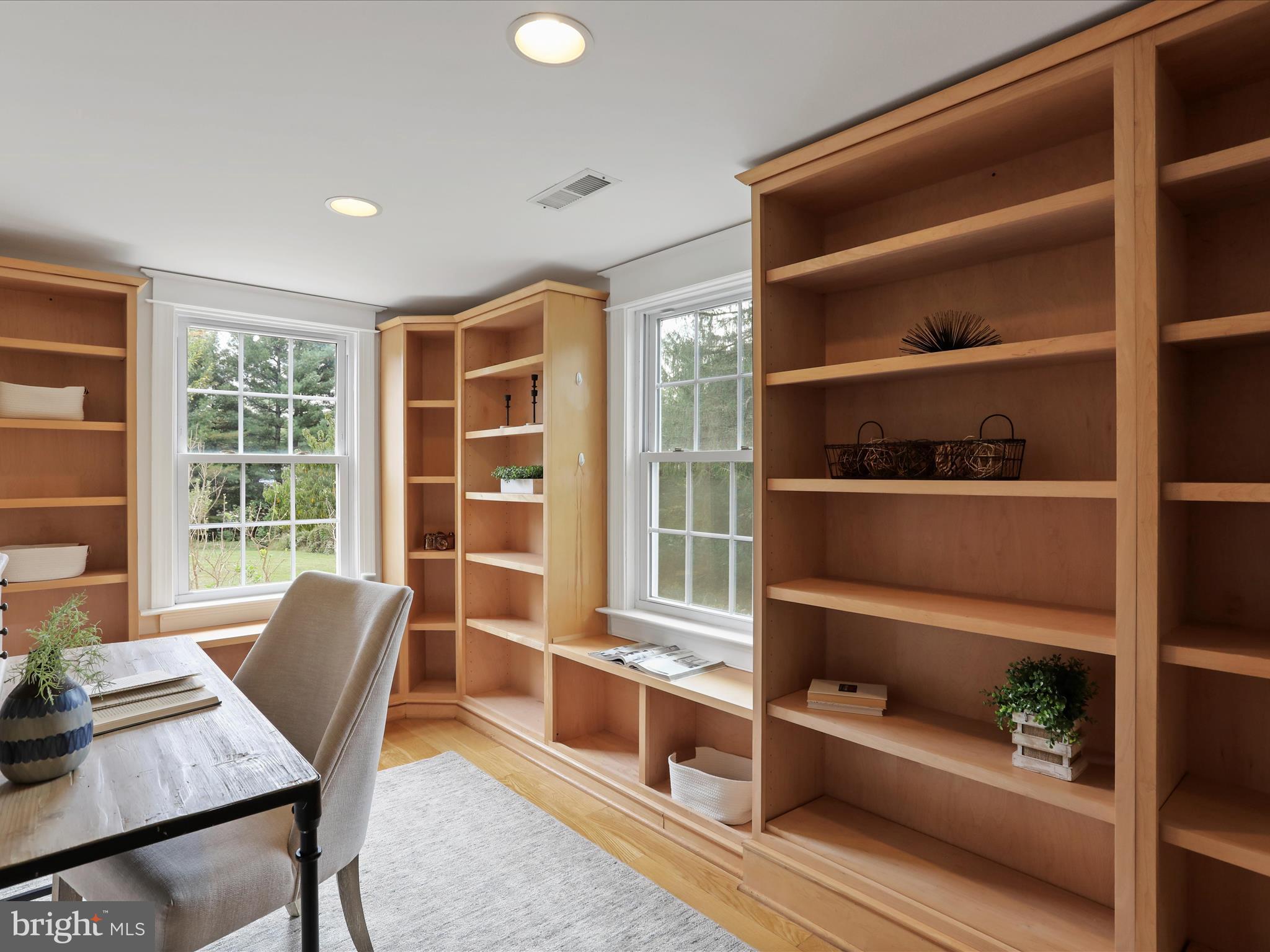 22119 Dickerson School Road Dickerson, MD 20842 - Photo 25 of 52