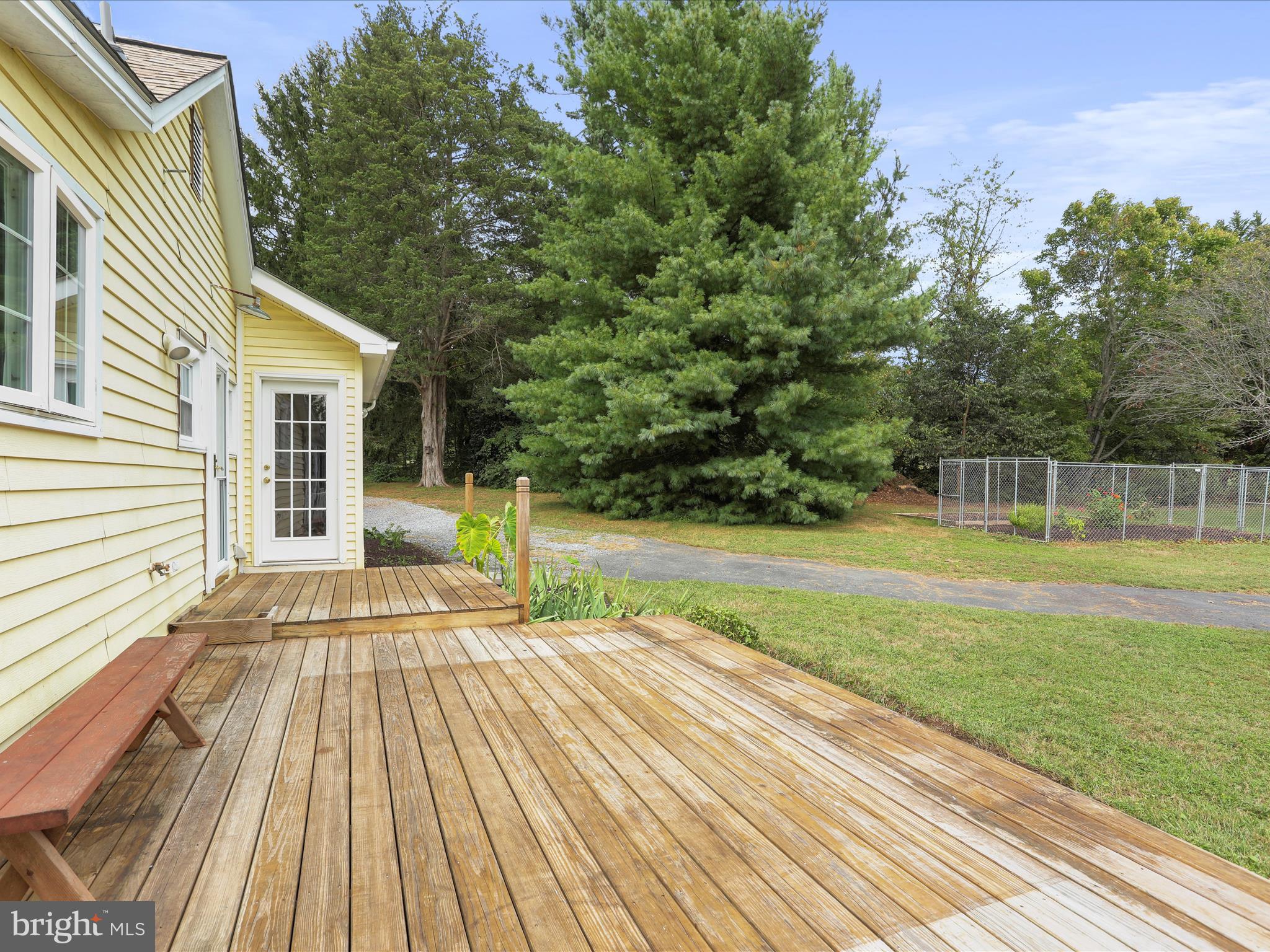 22119 Dickerson School Road Dickerson, MD 20842 - Photo 34 of 52