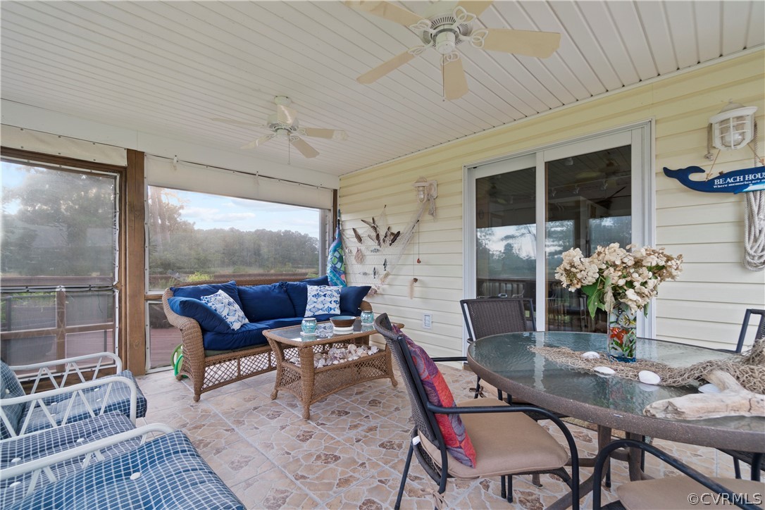 531 Shellfield Road Dunnsville, VA 22454 - Photo 7 of 46 Large Screen porch with a nice breeze from the riv