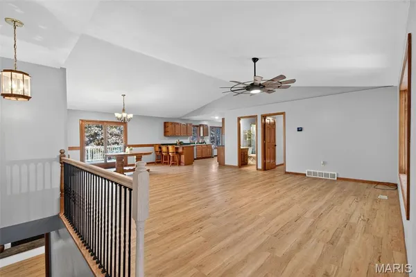 $621,954 | 32342 Monroe Road 344, Hunnewell, MO 63443