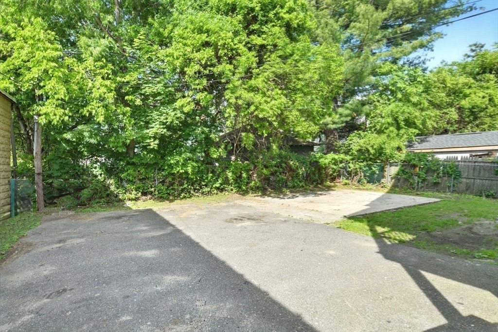 12-14 Kendall Street Springfield, MA 01104 - Photo 39 of 41