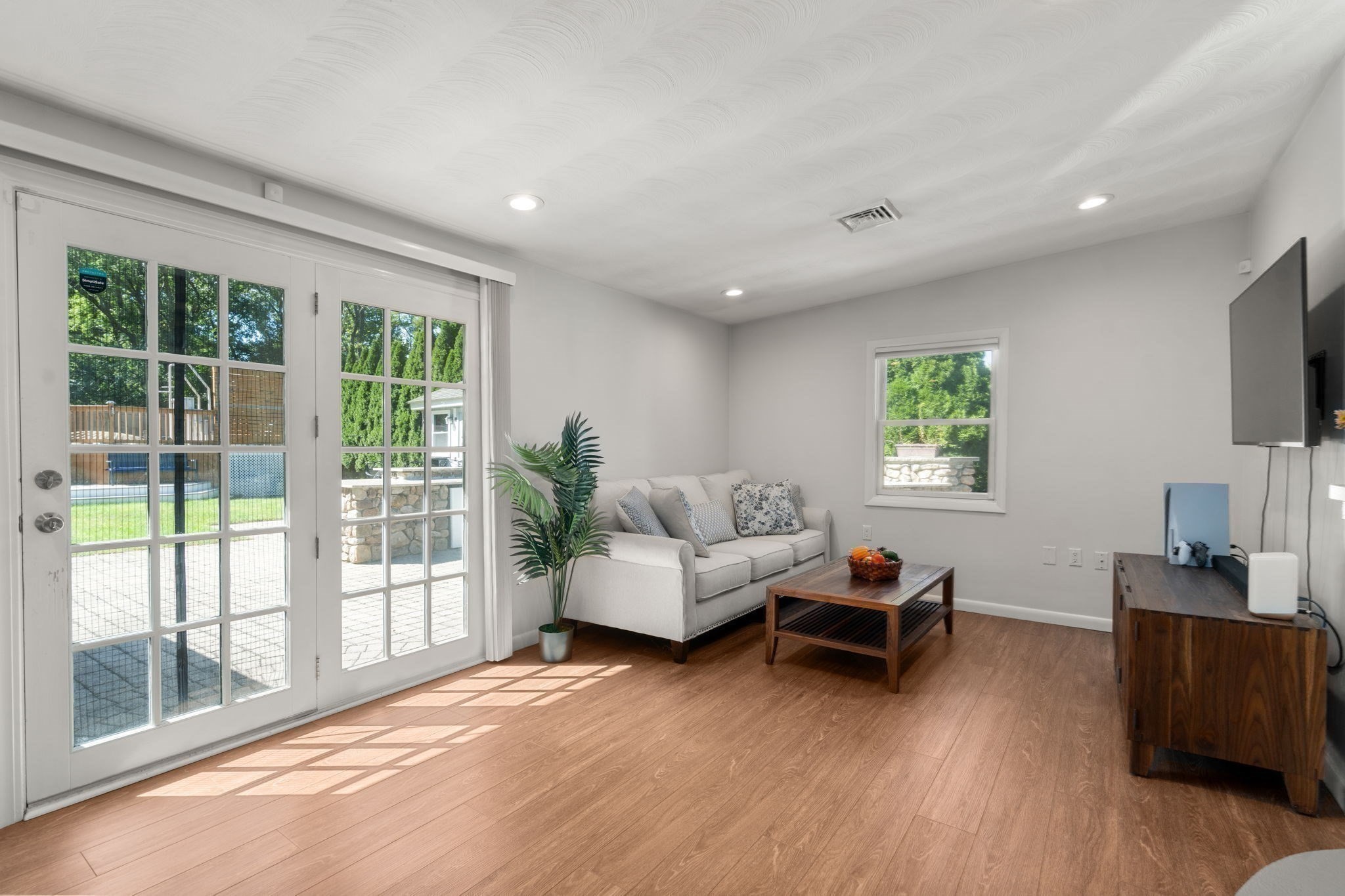 60 Eaton Road Framingham, MA 01701 - Photo 14 of 30 Gallery Image 14