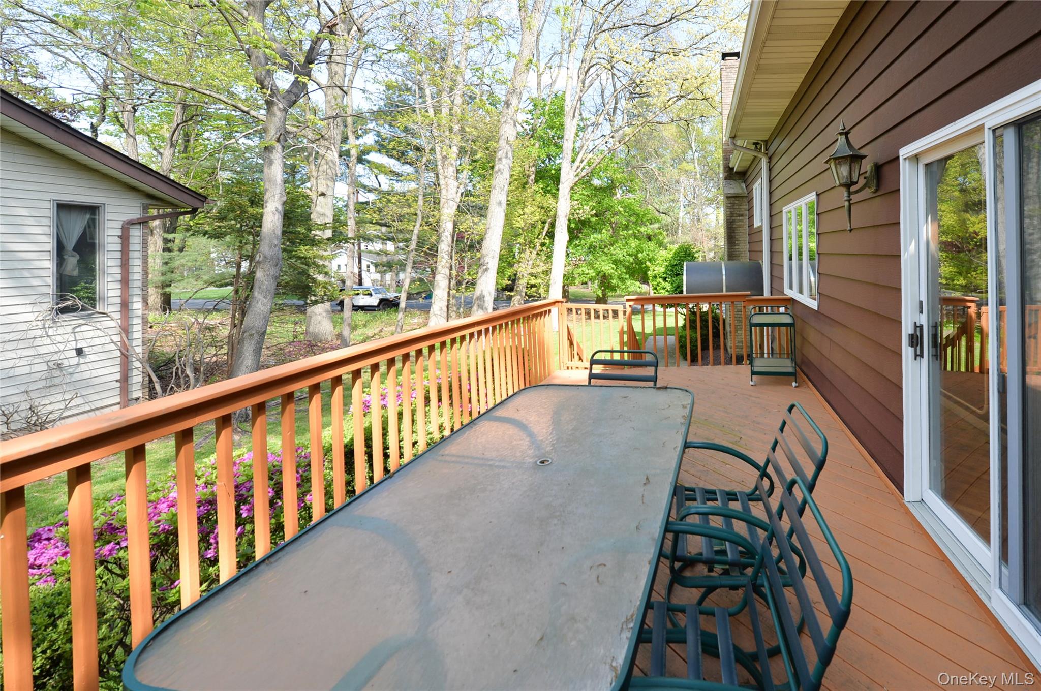 24 Highview Road Monsey, NY 10952 - Photo 39 of 44 a view of balcony with furniture