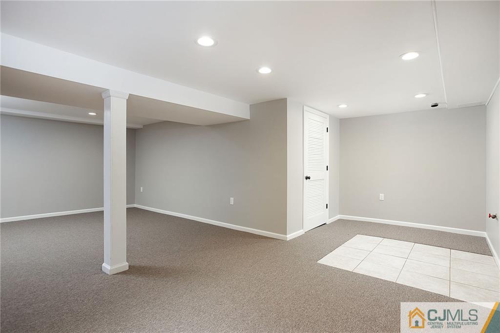 627 Ashland Road Middlesex, NJ 08846 - Photo 14 of 25 Gallery Image 14