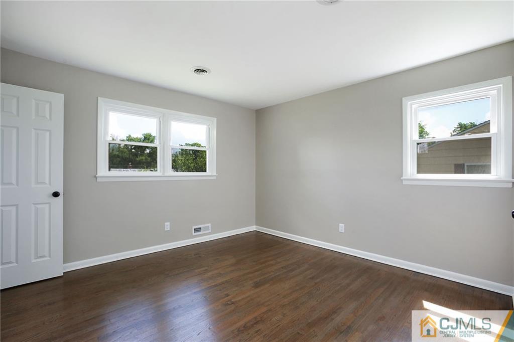 627 Ashland Road Middlesex, NJ 08846 - Photo 10 of 25 Gallery Image 10