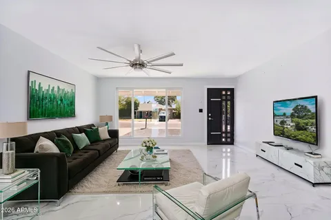 $420,000 | 9044 North 16th Drive, Phoenix, AZ 85021