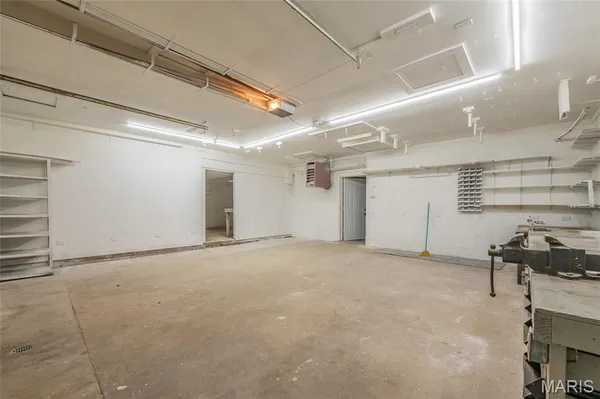 $240,000 | 100 Debbie Drive, Collinsville, IL 62234