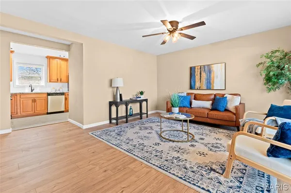 $240,000 | 100 Debbie Drive, Collinsville, IL 62234