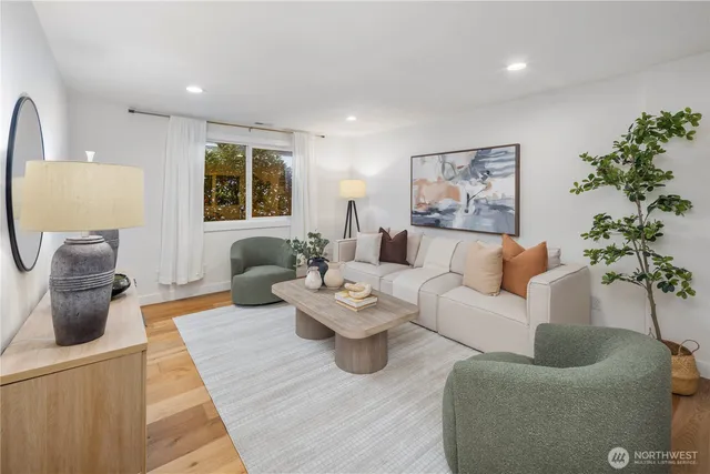 $1,950,000 | 7610 220th Avenue Northeast, Redmond, WA 98053