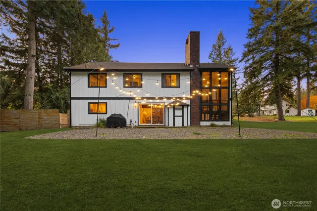 $1,950,000 | 7610 220th Avenue Northeast, Redmond, WA 98053