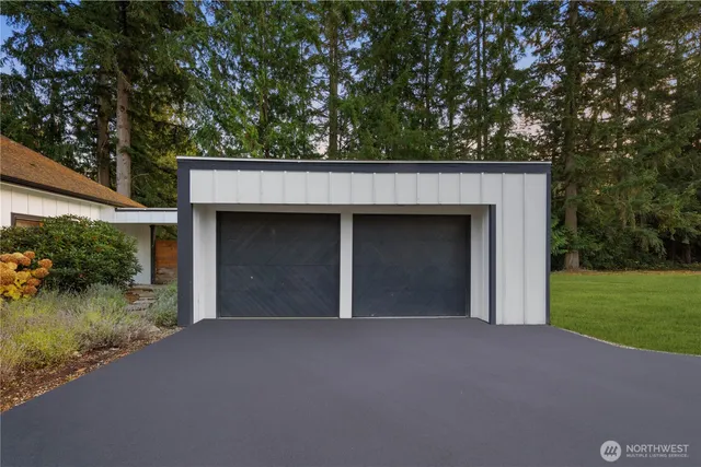 $1,950,000 | 7610 220th Avenue Northeast, Redmond, WA 98053