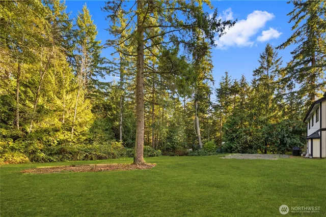 $1,950,000 | 7610 220th Avenue Northeast, Redmond, WA 98053