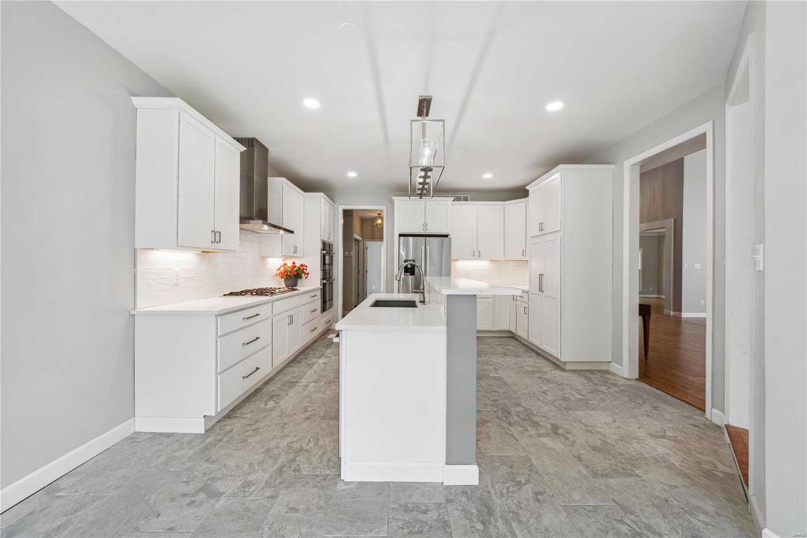 12310 Hibler Road Creve Coeur, MO 63141 - Photo 12 of 42