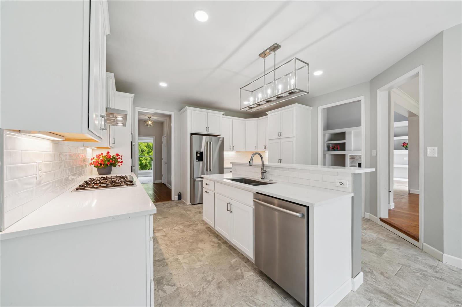 12310 Hibler Road Creve Coeur, MO 63141 - Photo 13 of 42