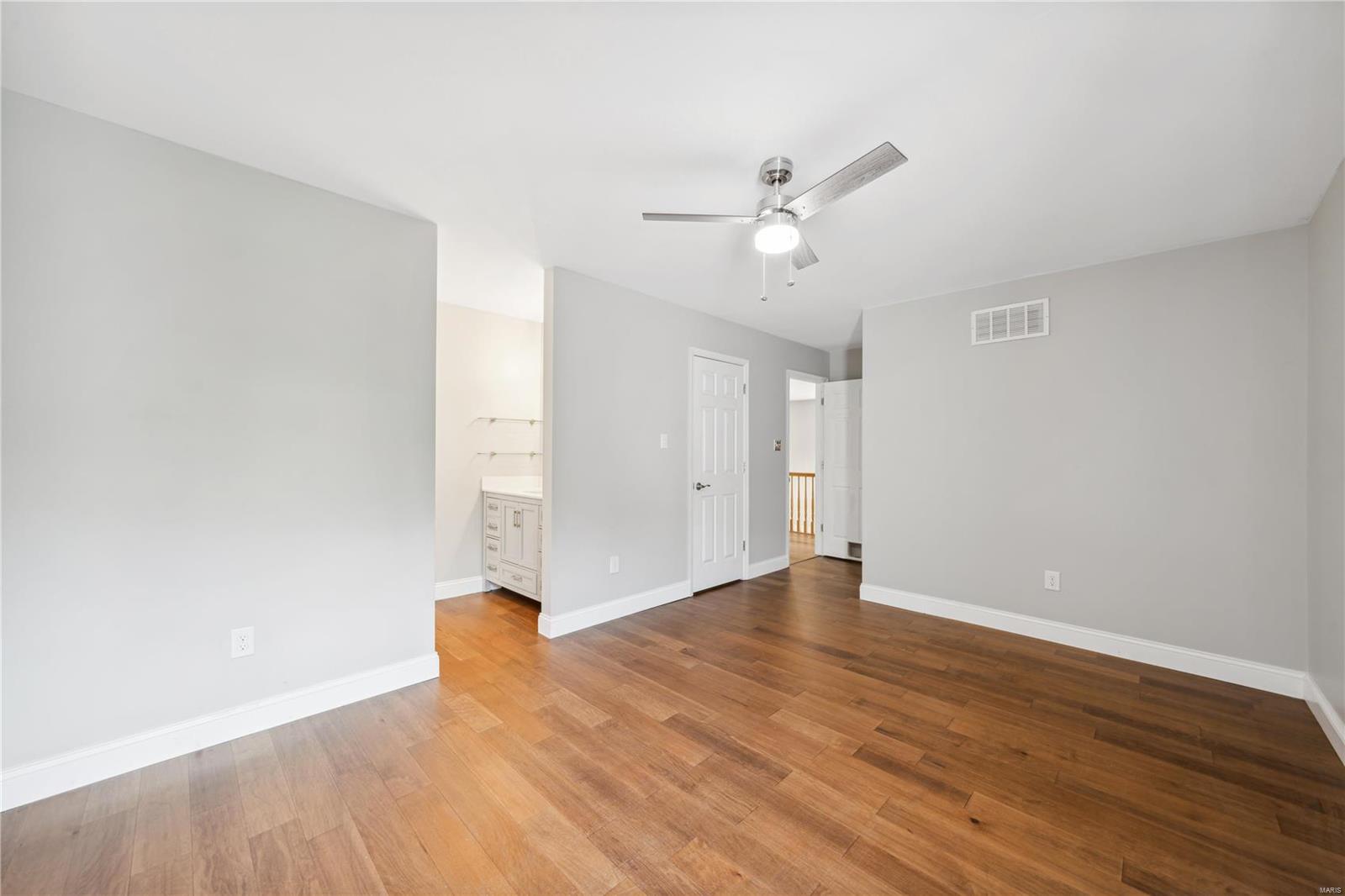 12310 Hibler Road Creve Coeur, MO 63141 - Photo 21 of 42