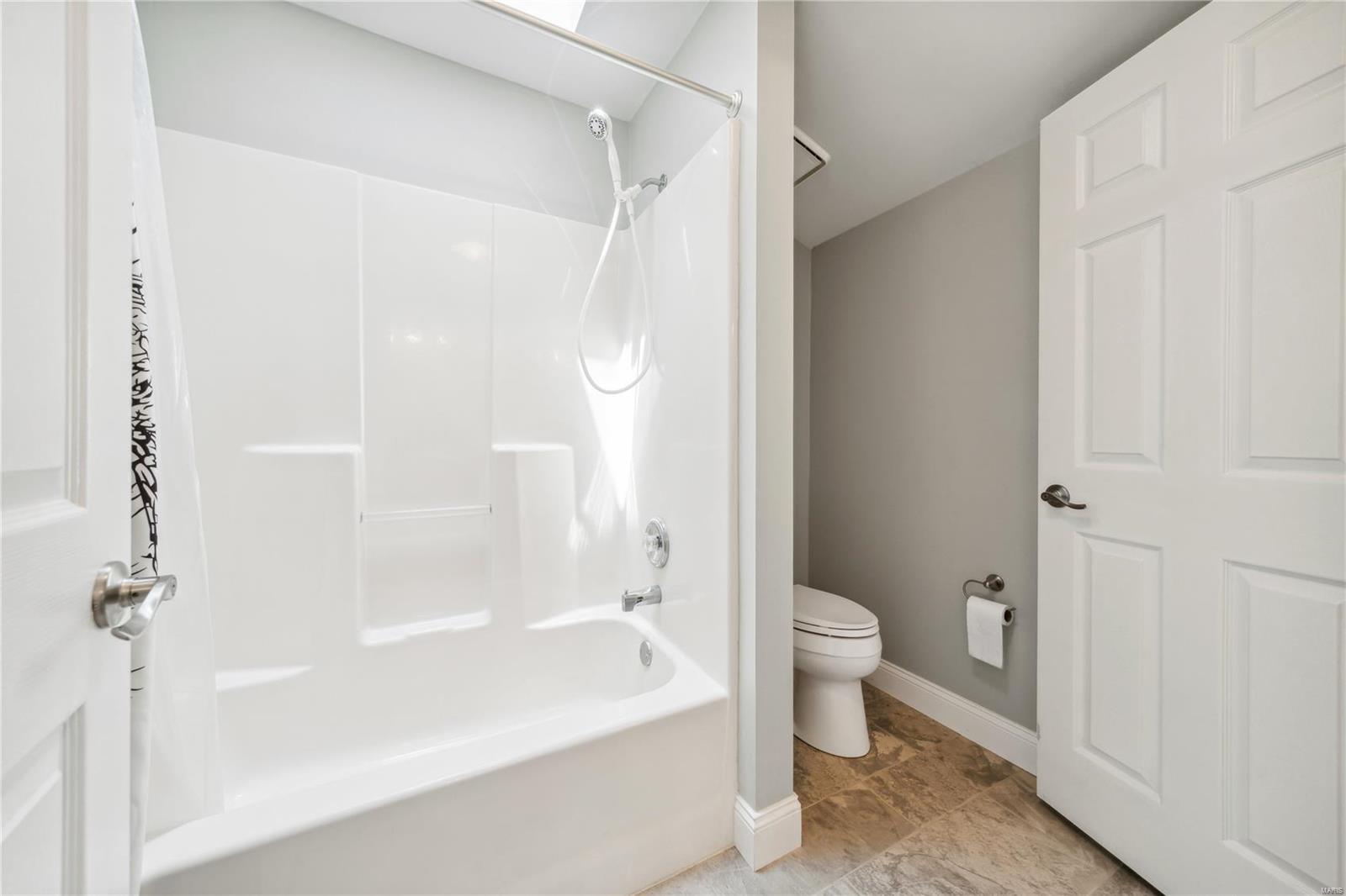 12310 Hibler Road Creve Coeur, MO 63141 - Photo 23 of 42