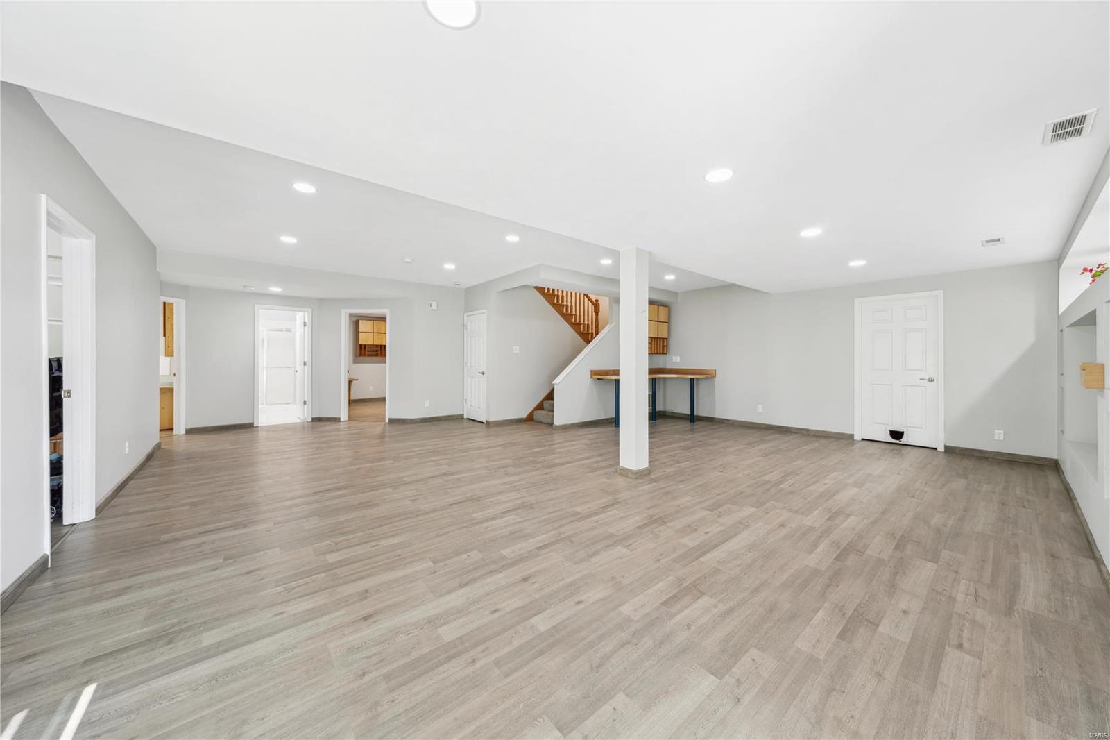 12310 Hibler Road Creve Coeur, MO 63141 - Photo 37 of 42