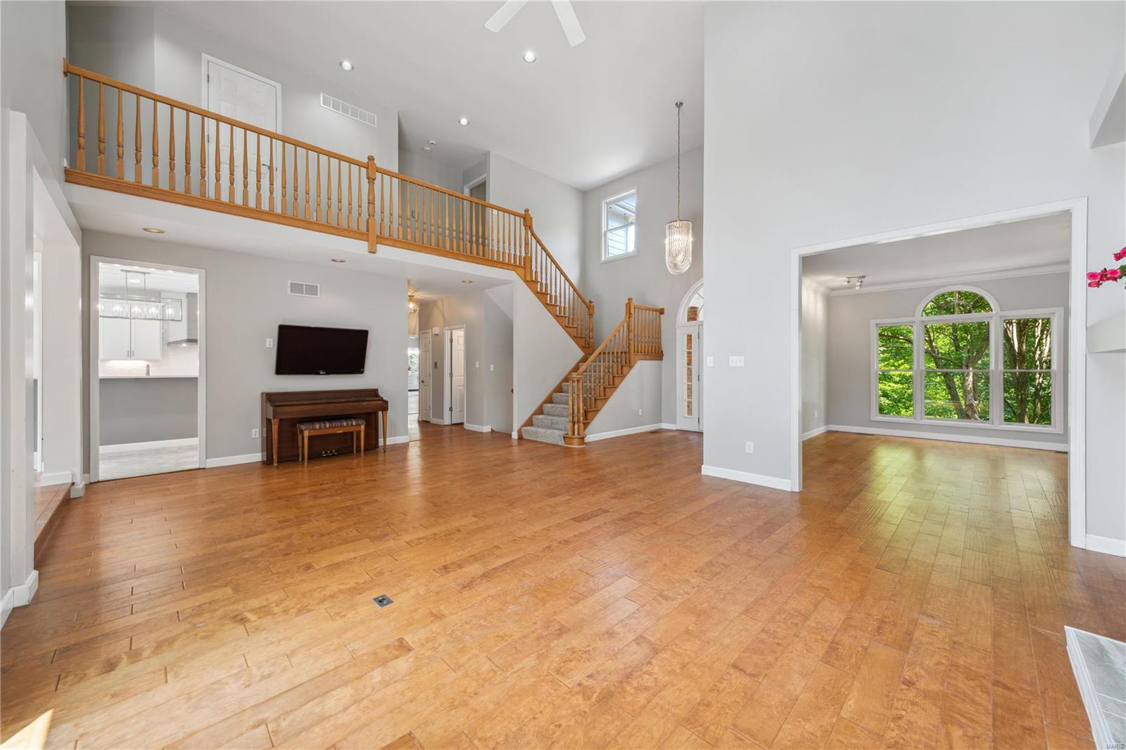 12310 Hibler Road Creve Coeur, MO 63141 - Photo 6 of 42