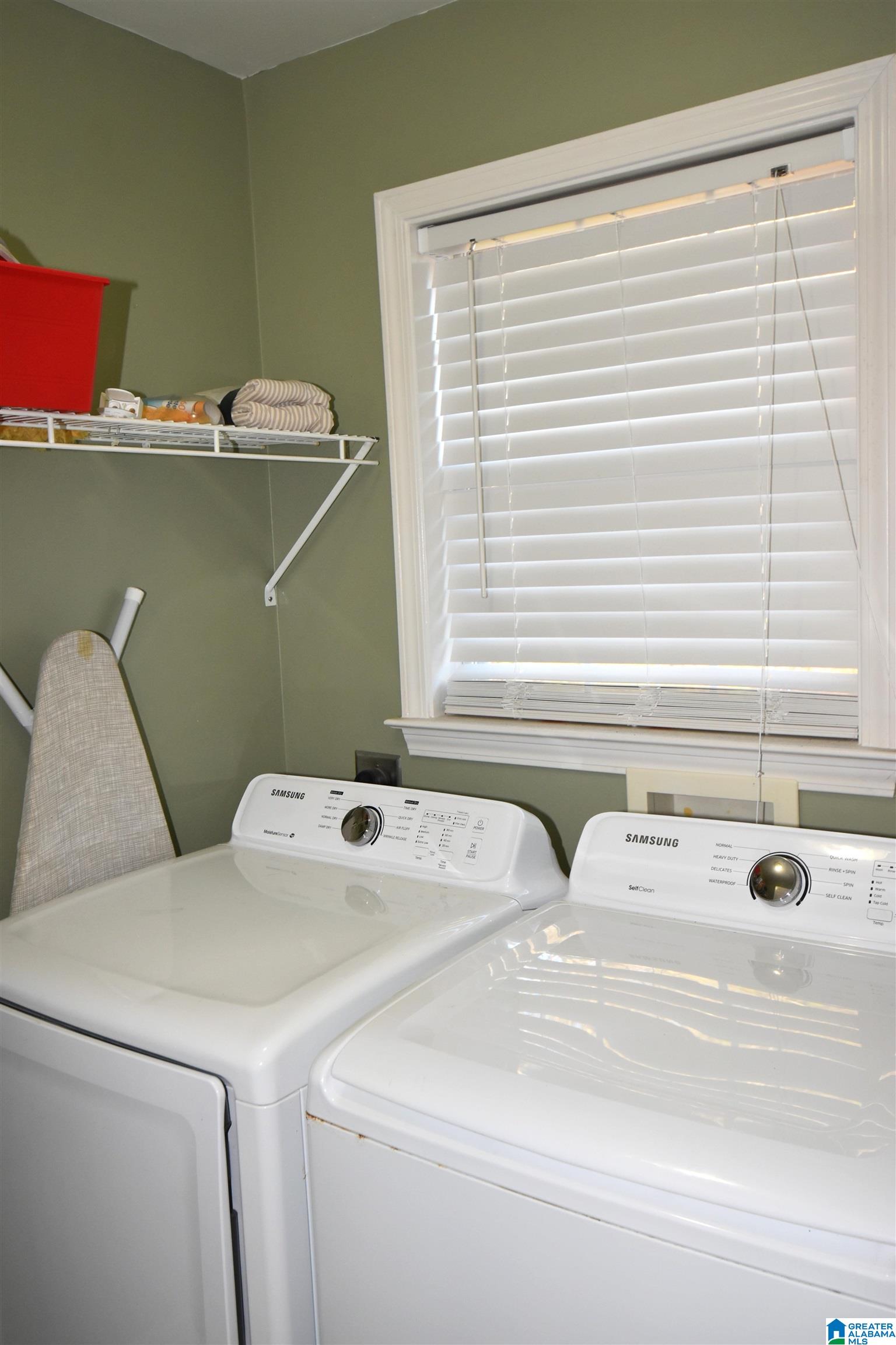 2004 Magnolia Road Leeds, AL 35094 - Photo 12 of 33 Gallery Image 12