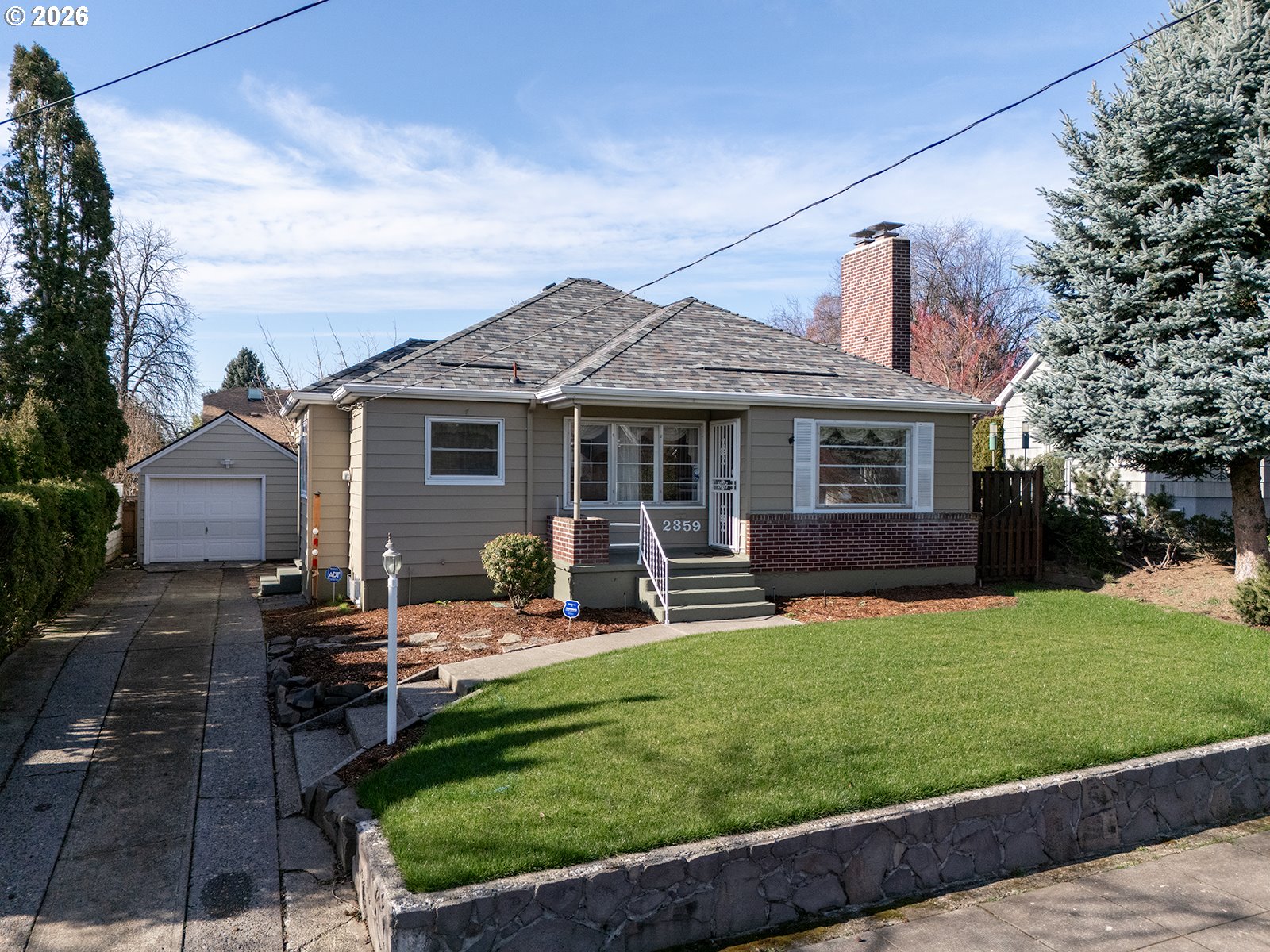 2359 Southeast 59th Avenue Portland, OR 97215 - Photo 2 of 38