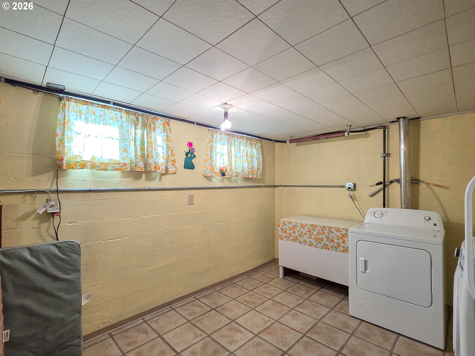 2359 Southeast 59th Avenue Portland, OR 97215 - Photo 35 of 38