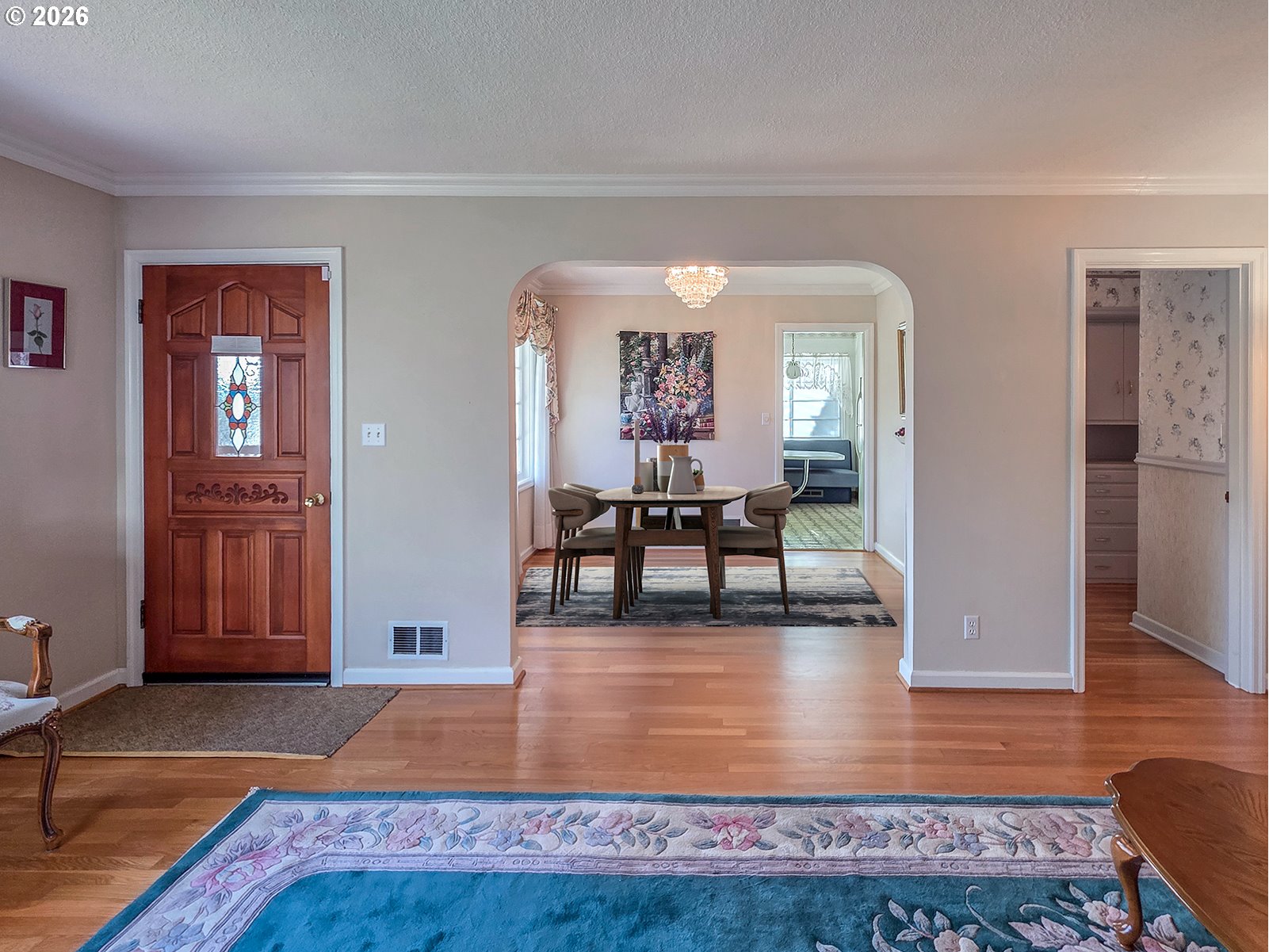 2359 Southeast 59th Avenue Portland, OR 97215 - Photo 6 of 38