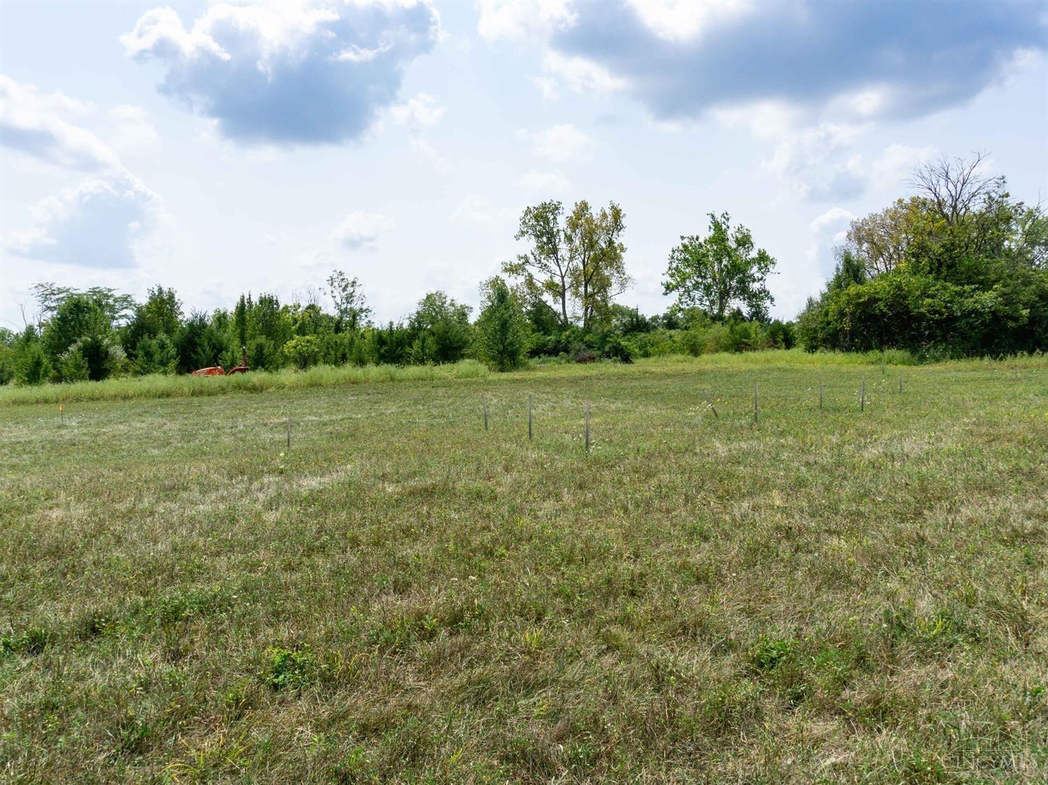 135 Beissinger Road Hamilton, OH 45013 - Photo 8 of 17