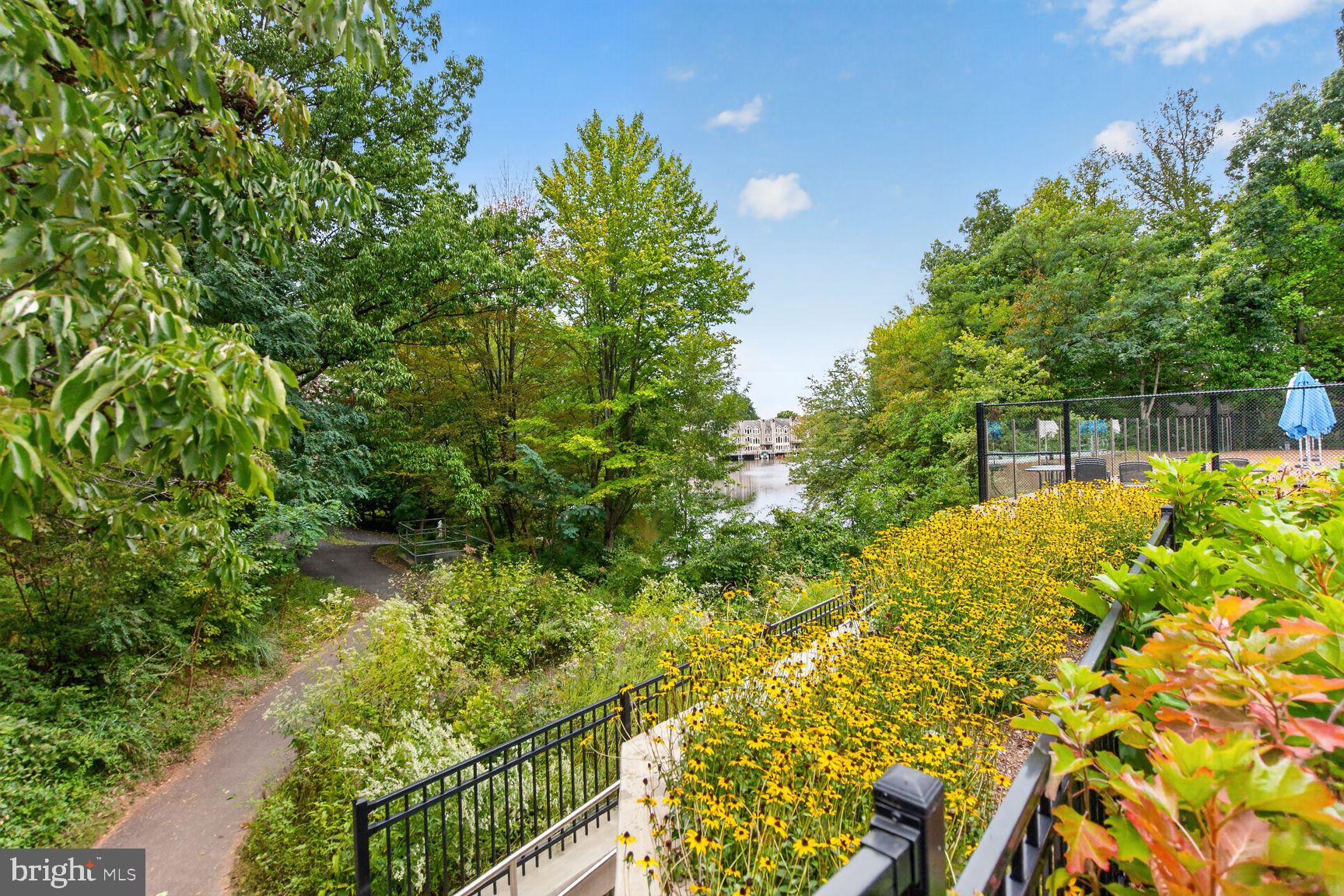 2003 Upper Lake Drive Reston, VA 20191 - Photo 52 of 57 Gallery Image 52