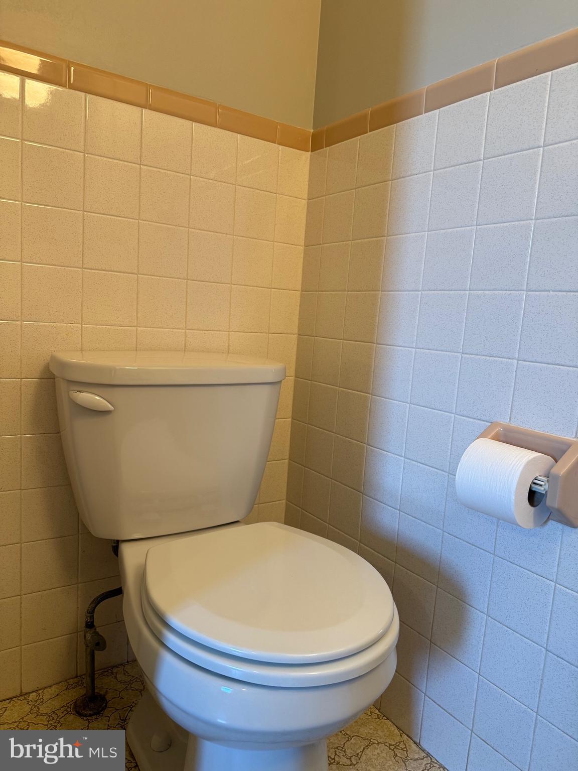 1423 Brechbill Road Chambersburg, PA 17202 - Photo 25 of 32 Primary Half Bath