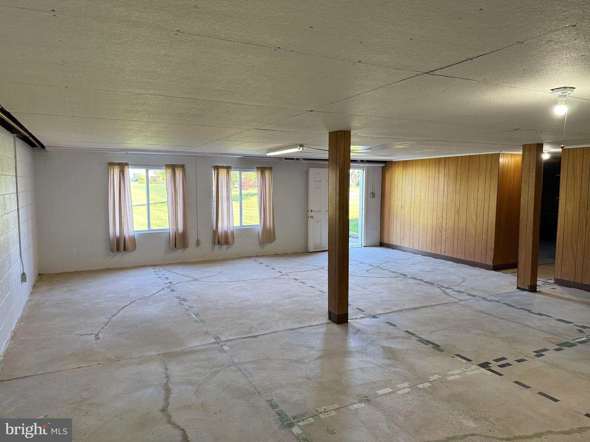 1423 Brechbill Road Chambersburg, PA 17202 - Photo 29 of 32 Walk Out Basement