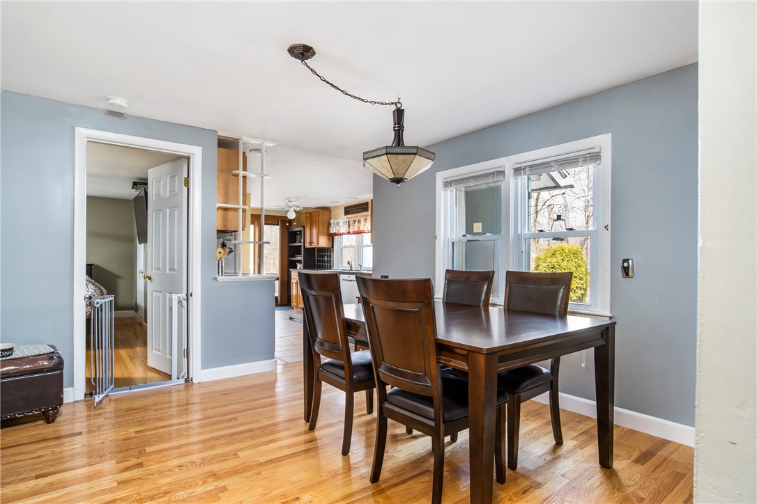 37 Westcott Road Scituate, RI 02857 - Photo 9 of 25