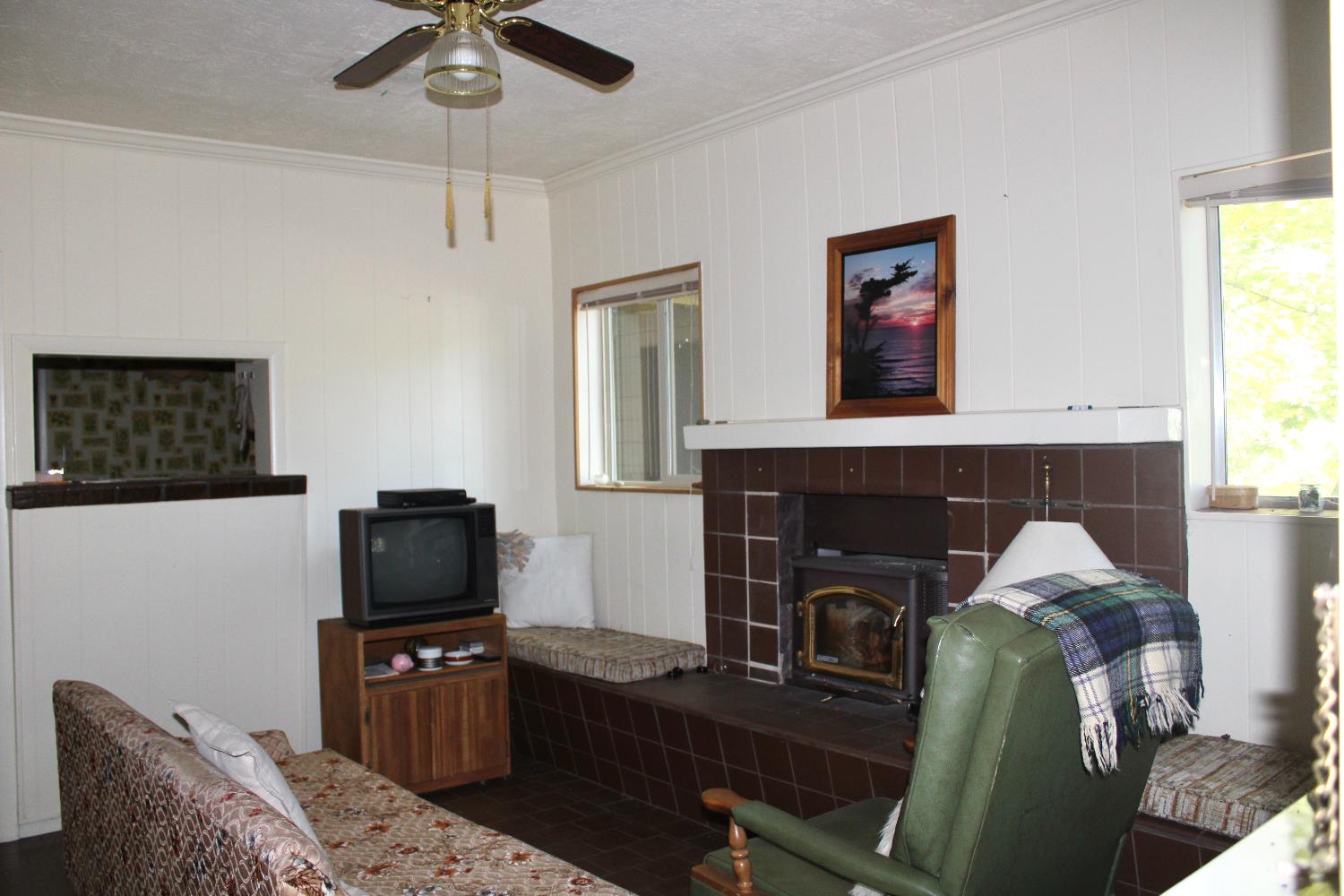 101 Wild Plum Road Sierra City, CA 96125 - Photo 2 of 23