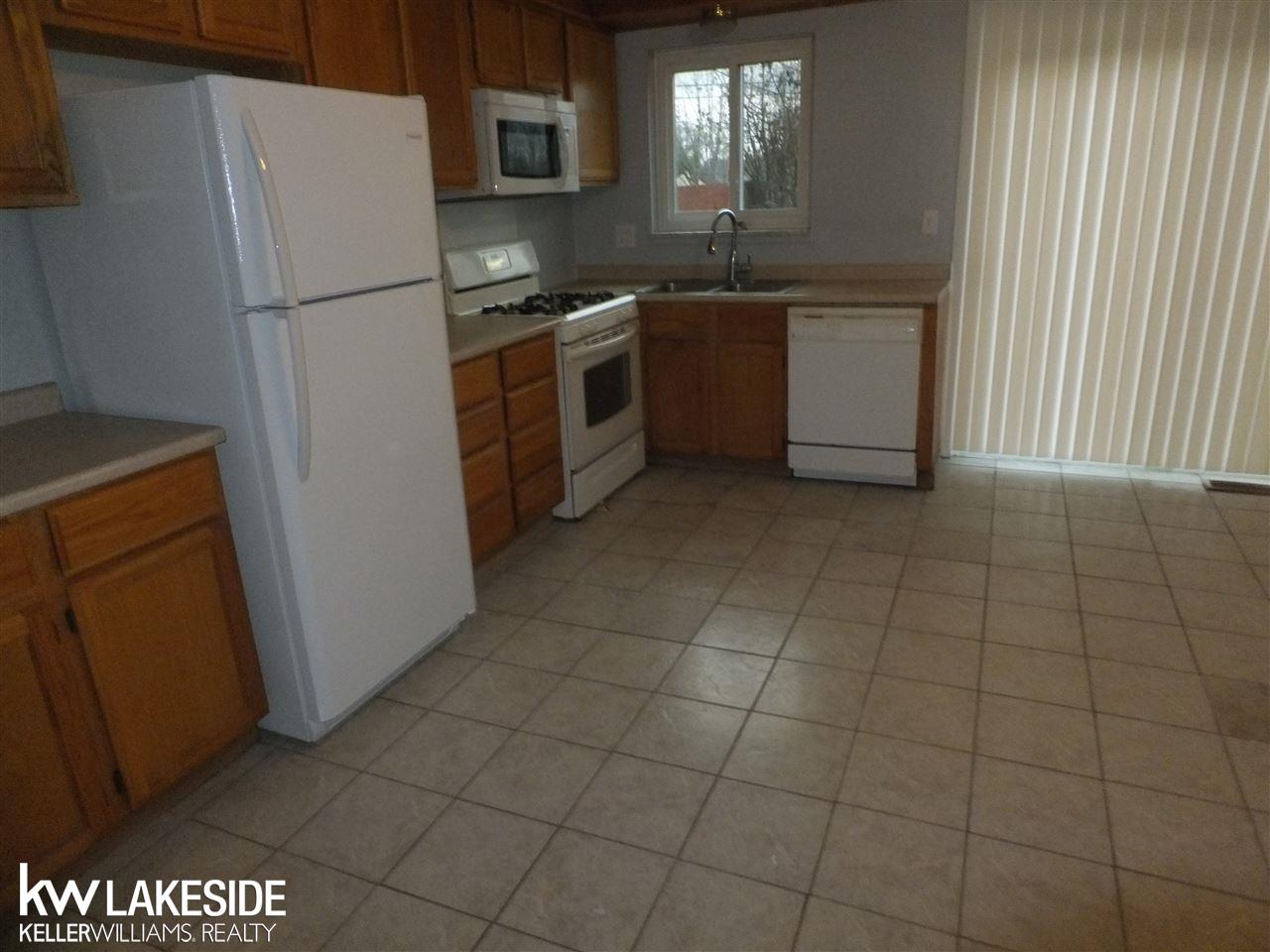 5509 Patricia Avenue Utica, MI 48317 - Photo 9 of 18