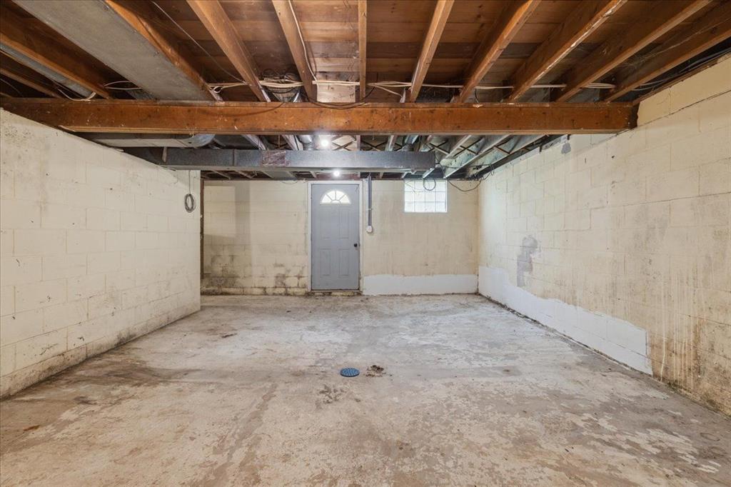 216 Magill Road Zelienople, PA 16063 - Photo 27 of 32
